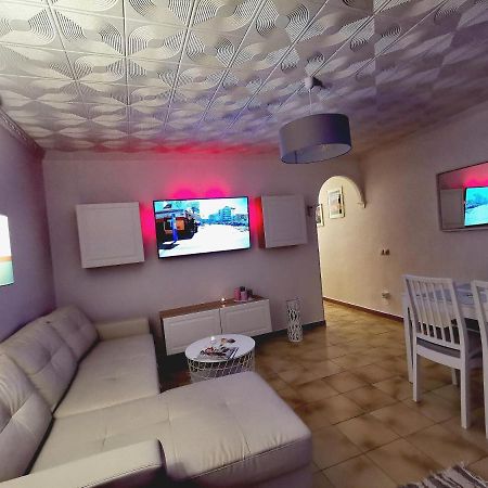 Апартаменты Apartamento Regina Фуэнхирола Экстерьер фото
